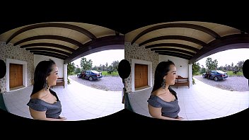 Francys Belle, la Latina Coquine et Ses Aventures VR X