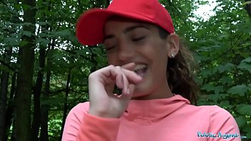 Vidéo X de Lena Kate : Joggeuse espagnole baisée en HD